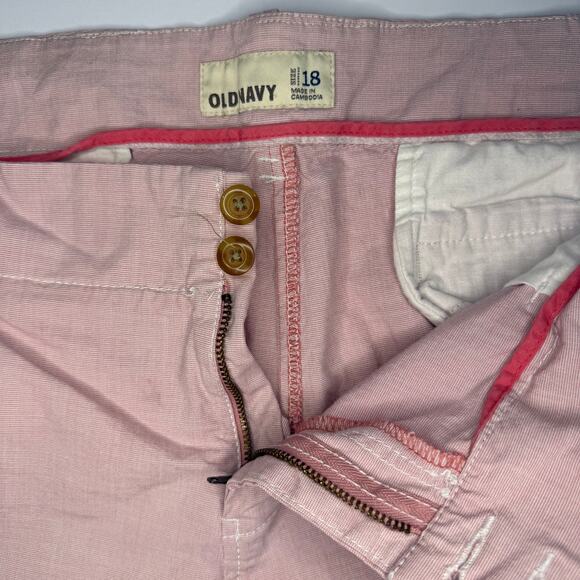 Old Navy Pink Chino Shorts | Double Button | Women's Size 18 - Picture 6 of 6